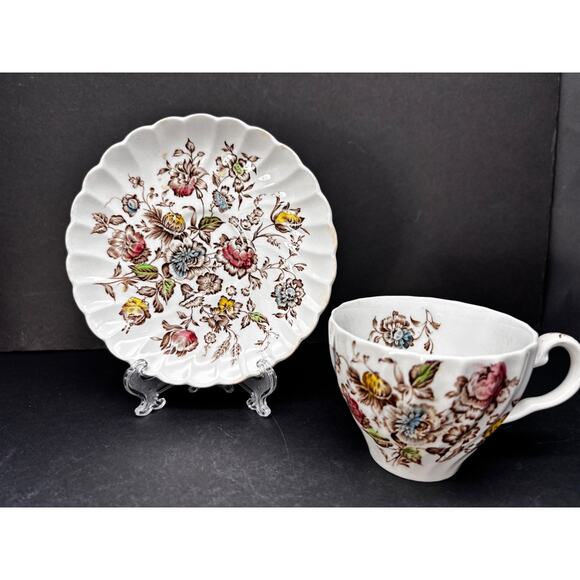 Vtg Staffordshire Bouquet Teacup, Johnson Brothers England Cup Saucer - Picture 14 of 16